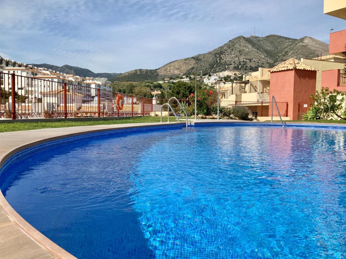 Apartamento De 2 Dormitorios, Gran Terraza, Vistas Al Mar Cerca Playa Carvajal Бенальмадена Екстер'єр фото